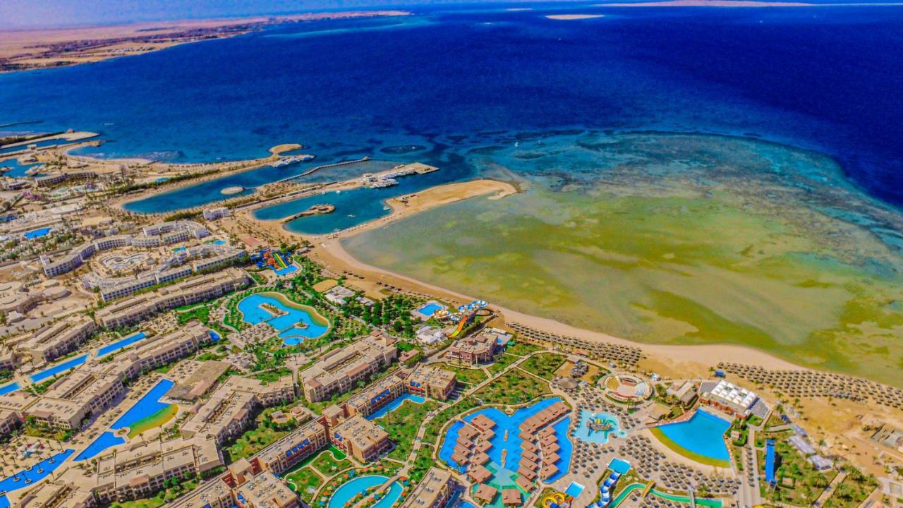 泰坦尼克号宫酒店 洪加達 外观 照片 Aerial view of El Alamein